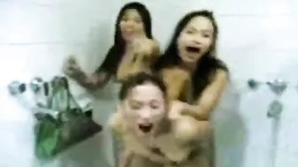 College Lesbians Go Crazy in Shower with Asian Teens