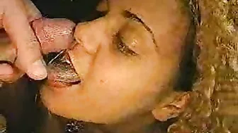 Amateur German Ebony Teen Swallows 3 Cumloads in Blowjob & Facial Bukkake