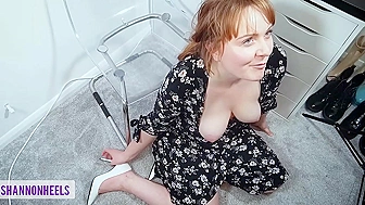 My office boss wouldn't let my pussy and mouth take a breather