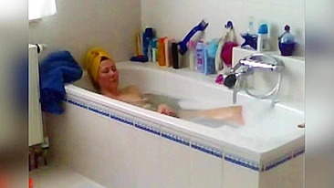 Leaked Porn!  The only thing that lets to her relax after a day at work is jerking off three times.