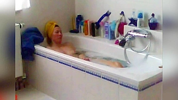 Leaked Porn!  The only thing that lets to her relax after a day at work is jerking off three times.