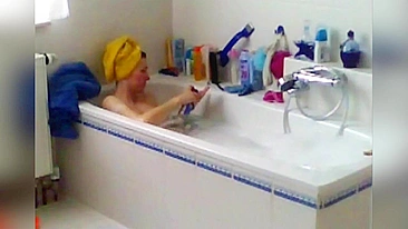 Leaked Porn!  The only thing that lets to her relax after a day at work is jerking off three times.