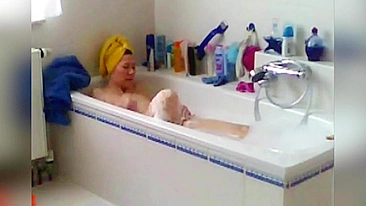 Leaked Porn!  The only thing that lets to her relax after a day at work is jerking off three times.