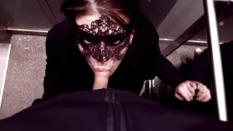 Sexy, Raunchy Sucking And Fucking At Mall's Dressing Room!