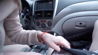 Convinced My Girlfriend For Outdoor Car Sex With Persuasive Prowess