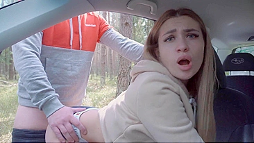 Convinced My Girlfriend For Outdoor Car Sex With Persuasive Prowess