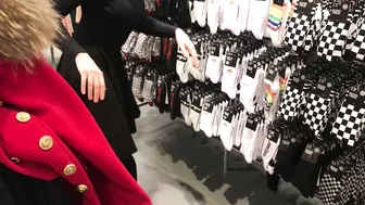 Amateur couple having sex in the car