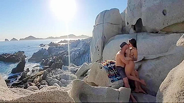 Awesome Sex At The Beach With Superb Woman - Great Moment Of Life!