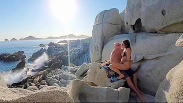 Awesome Sex At The Beach With Superb Woman - Great Moment Of Life!