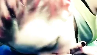 Girlfriend does quick oral sex and cum swallow in the car