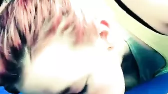 Girlfriend does quick oral sex and cum swallow in the car