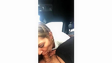 Wife gives a blowjob and swallow load of cum in the car