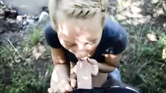 Wow! Insatiable Blonde Girlfriend Perform Stunning Oral Sex By The Lake!