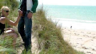 Public Handjob With Cumshot At The Beach Sneakily Hidden In The Bushes