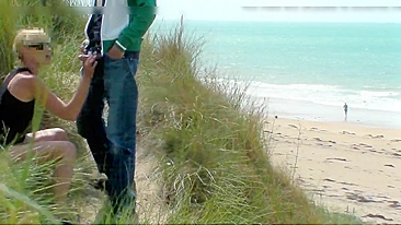 Public Handjob With Cumshot At The Beach Sneakily Hidden In The Bushes