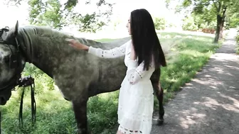 Glorious Blowjob Given By A Stunning Brunette Goddess In The Lush Park