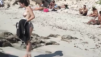 Puffy-Nippled Topless Beach Babe's Sultry Secret Film