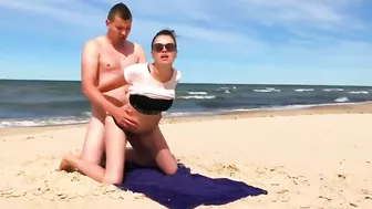 Couple doing sex on the beach - real amateur voyeur beach porn video.