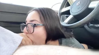 Unbelievable oral sex with brunette in the car and cumshot