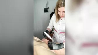 Man ejaculates at salon while getting his pubic hair removed by hot woman