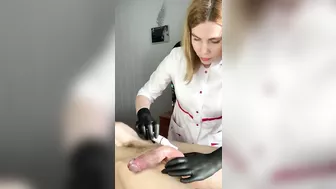 Man ejaculates at salon while getting his pubic hair removed by hot woman