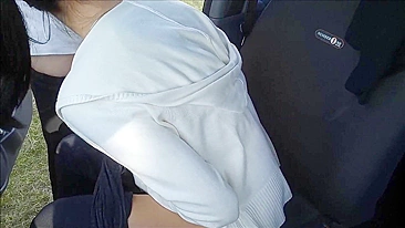 Ravishing Slut Wife Seductively Devours Stranger's Meaty Cock In Steamy Car
