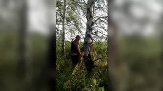 Amateur couple does a quick sex from behind outdoor in the field