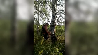 Amateur couple does a quick sex from behind outdoor in the field