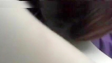 Amateur lesbians kissing and fingering pussy in the car