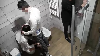 College threesome party amateur couple fucking in bathroom with friend present