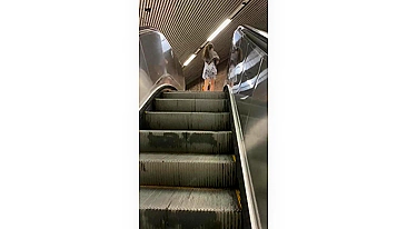 Girlfriend flashing pussy and ass on subway stairs