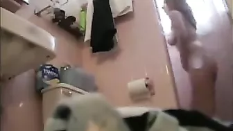 Shockingly, Found Hot Mama Pleasuring Self In Shower!