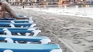 Couple caught voyeur at the beach fucking in public