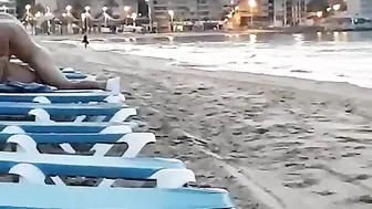Couple caught voyeur at the beach fucking in public