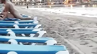 Couple caught voyeur at the beach fucking in public