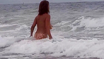 Sexy, Daring, And Provocative Milf Strips Naked In Bold Beach Voyeur Footage