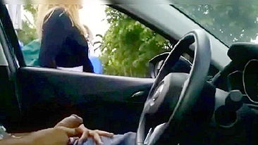 Black man flashing dick in car gets a free handjob from a blonde