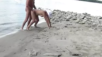 Hungarian Couple Fucks by the River in Budapest