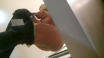 Sexy And Saucy Nude Girl Caught On Spy Cam In Sultry Dressing Room