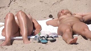 Two Sexily Naked Ladies Secretly Filmed At The Beach