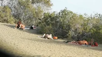 Swinger couples making sex on Spanish beach with nudists