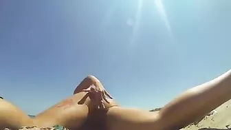 Sexy Beach-Girls Masturbate, Oh-So-Naughty! Sexy Beach-Girls Masturbate, Oh-So-Naughty!