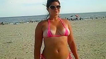 Girl Shows Her Pussy and Ass in Tight Bikini at the Beach