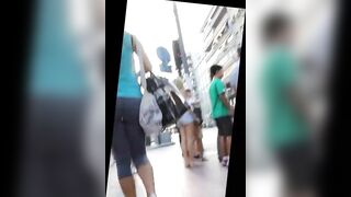 Candid Video Girl with Hot Ass in Yoga Pants Filmed on Street