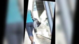 Candid Video Girl with Hot Ass in Yoga Pants Filmed on Street