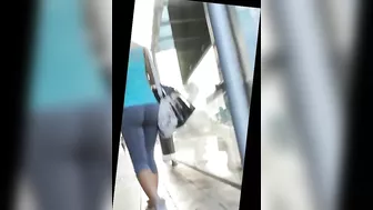 Candid Video Girl with Hot Ass in Yoga Pants Filmed on Street
