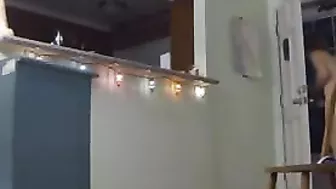 Hot, Naked Girl Teases, Flashes Pizzaman, Drives Him Wild