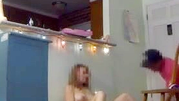 Hot, Naked Girl Teases, Flashes Pizzaman, Drives Him Wild