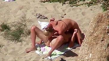 Shocking! Naughty Couple Caught Red-Handed Having A Steamy Public Beach Fuck!