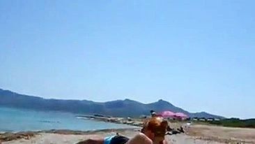 Sexy, Steamy Beach Oral Sex With Audience!